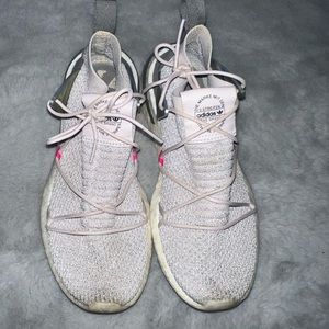 Adidas arkyn sneakers